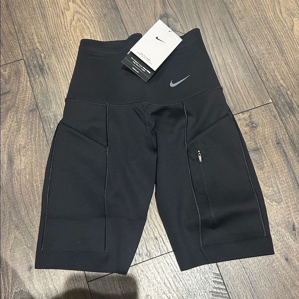NWT NIKE WOMEN'S DRI-FIT GO 8" SHORTS - Picture 2 of 8